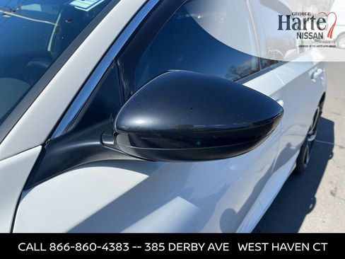 Used 2021 Honda Accord Sport image 14