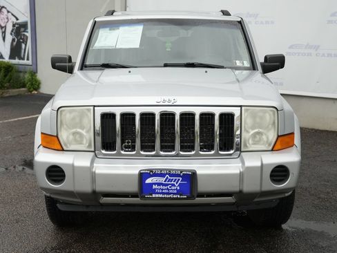 Used 2007 Jeep Commander Sport AWD/4WD image 5