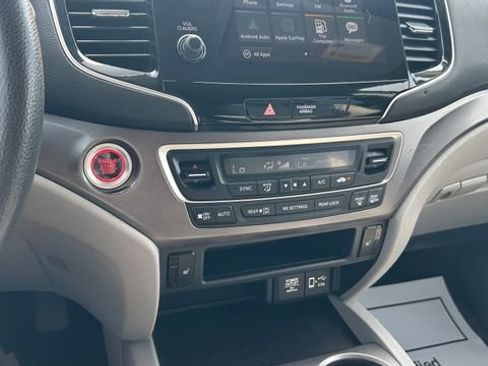 Used 2021 Honda Pilot EX image 24