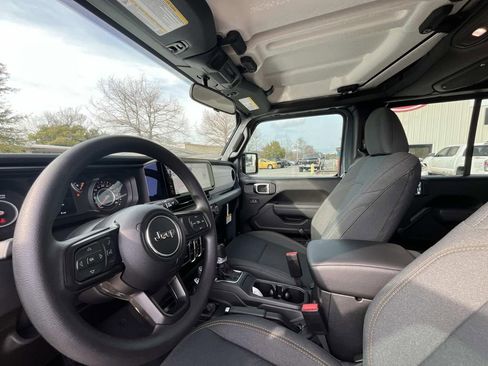 New 2026 Jeep Gladiator Sport image 10