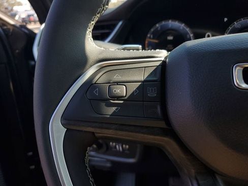 New 2025 Jeep Grand Cherokee Limited image 26