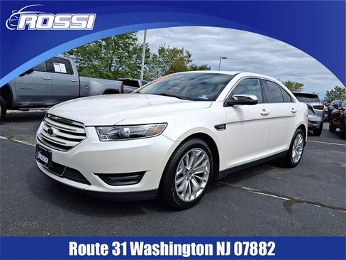 Used 2019 Ford Taurus Limited image 1