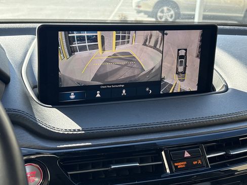 Used 2022 Acura MDX SH-AWD w/ Advance Package image 25