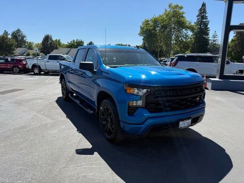 Used 2024 Chevrolet Silverado 1500 Custom w/ Turbomax Blackout Package RWD image 3