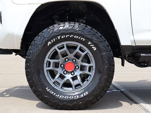 Used 2023 Toyota 4Runner SR5 Premium image 55