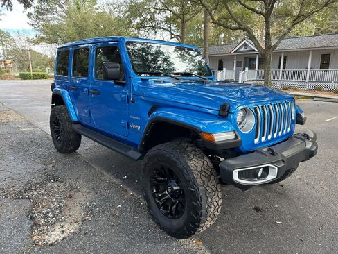 Used 2021 Jeep Wrangler Unlimited Sahara image 10