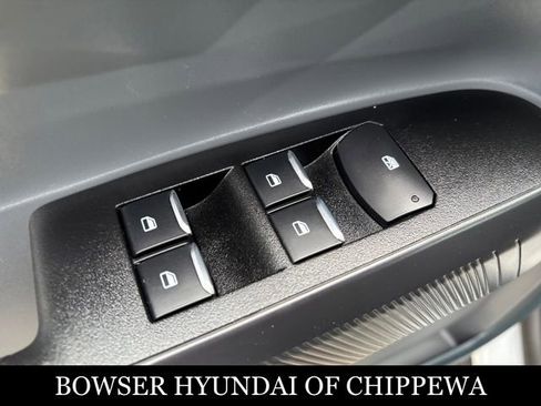 Used 2025 Ford Maverick XL w/ Equipment Group 102A image 13