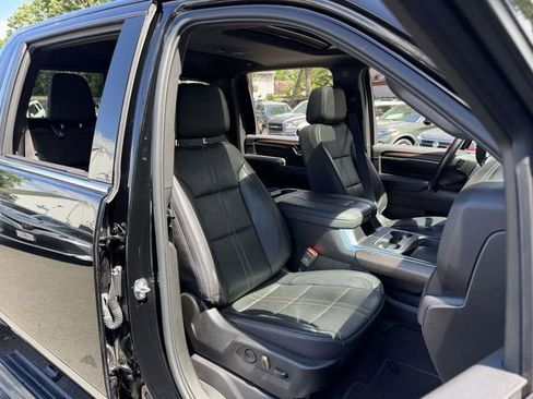 Used 2024 Chevrolet Silverado 2500 High Country AWD/4WD image 11
