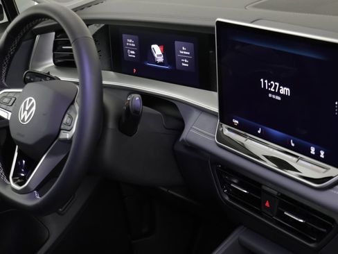New 2026 Volkswagen Tiguan SE AWD/4WD image 21