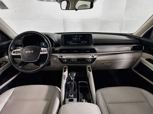 Used 2022 Kia Telluride S AWD/4WD image 31