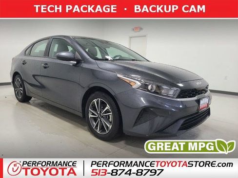 Used 2024 Kia Forte LXS FWD image 1
