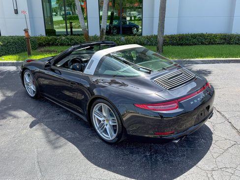 Used 2016 Porsche 911 Targa 4S AWD/4WD image 14