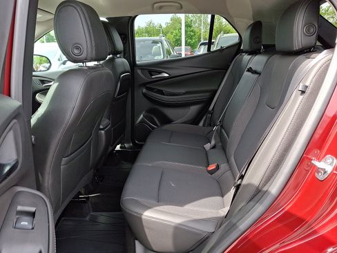 Used 2023 Buick Encore GX Select w/ Safety Package II AWD/4WD image 10