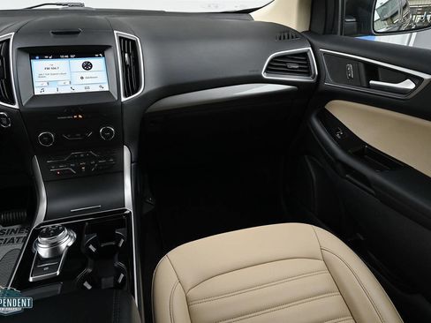 Used 2019 Ford Edge SEL w/ Equipment Group 201A image 10
