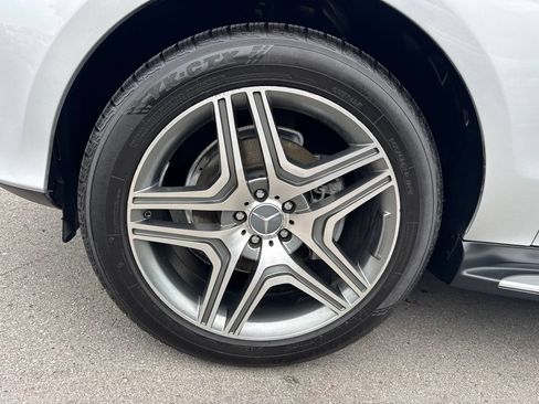 Used 2018 Mercedes-Benz GLE 350 image 30