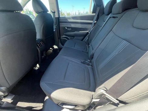 Used 2025 Hyundai Tucson SEL AWD/4WD image 28