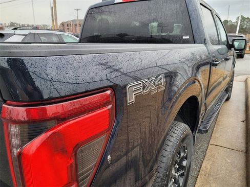 Used 2024 Ford F150 XLT w/ FX4 Off-Road Package image 8
