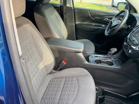 Used 2022 Chevrolet Equinox LT AWD/4WD image 10