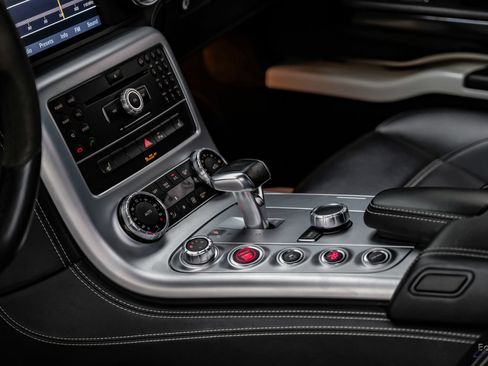 Used 2011 Mercedes-Benz SLS AMG Coupe image 63