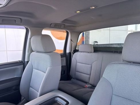 Used 2015 Chevrolet Silverado 2500 W/T w/ WT Convenience Package AWD/4WD image 9