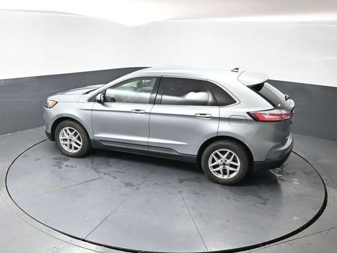 Used 2024 Ford Edge SEL AWD/4WD image 48