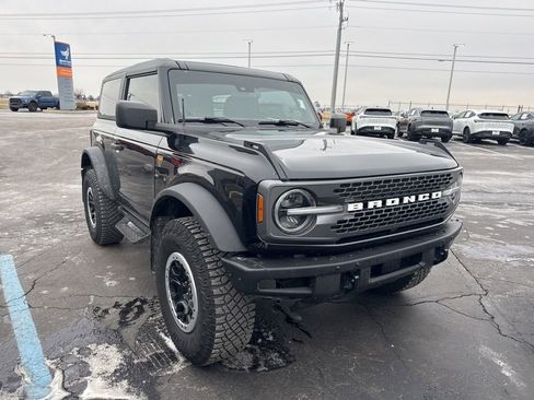 Certified 2024 Ford Bronco Badlands w/ Sasquatch Package image 1