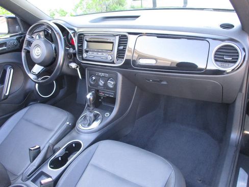 Used 2013 Volkswagen Beetle 2.5 FWD image 61