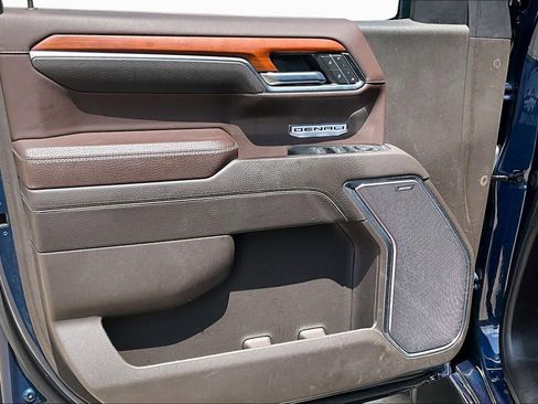Used 2023 GMC Sierra 1500 Denali AWD/4WD image 25