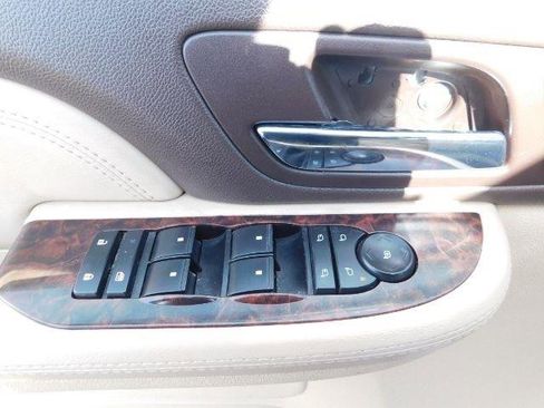 Used 2008 GMC Yukon Denali image 12