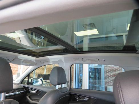 Used 2019 Audi Q7 3.0T Premium Plus image 54