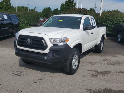 Certified 2023 Toyota Tacoma SR RWD image 2