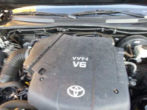 Used 2013 Toyota Tacoma PreRunner w/ SR5 Pkg RWD image 20