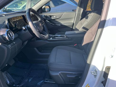 Used 2025 Chevrolet Equinox LT image 21