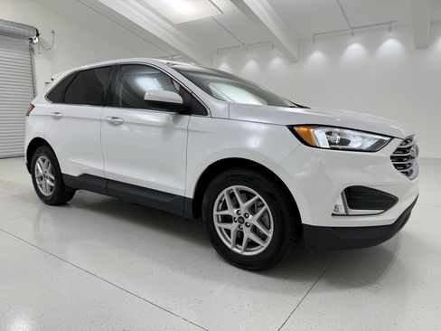 Used 2021 Ford Edge SEL image 1