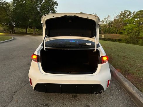 Used 2024 Toyota Corolla SE image 10