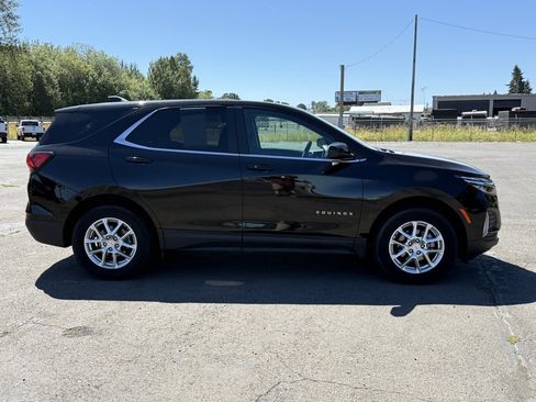 Used 2022 Chevrolet Equinox LT image 13