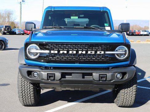 New 2025 Ford Bronco Badlands w/ Sasquatch Package image 6