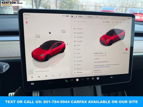 Used 2024 Tesla Model Y Performance image 24