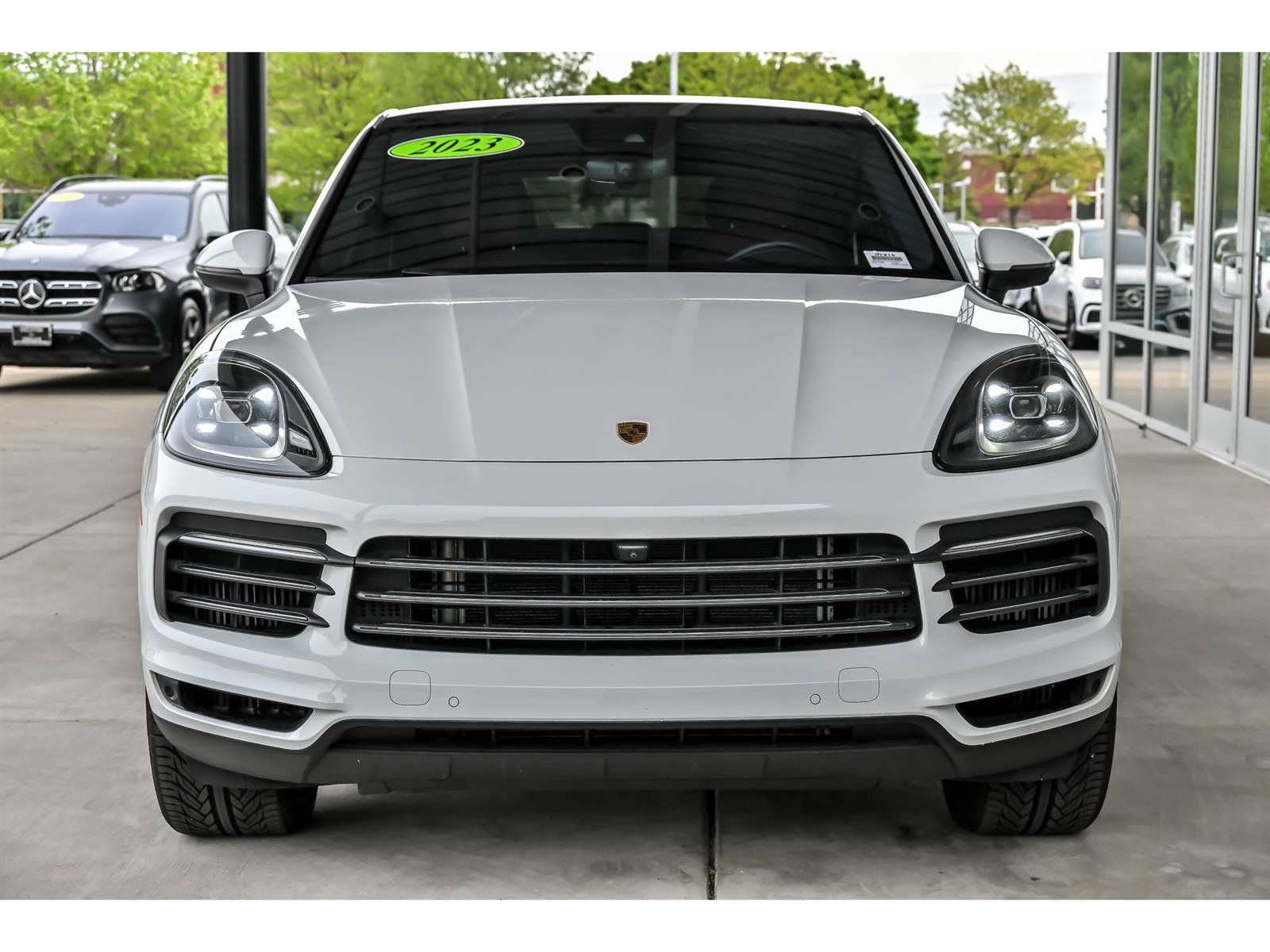 Used 2023 Porsche Cayenne Platinum Edition AWD/4WD image 4