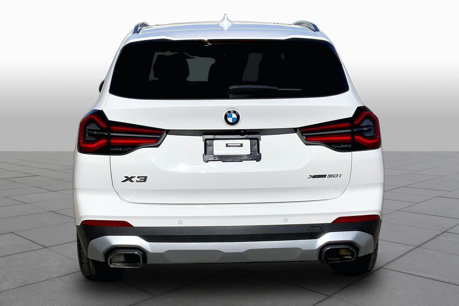 Used 2022 BMW X3 xDrive30i AWD/4WD image 5