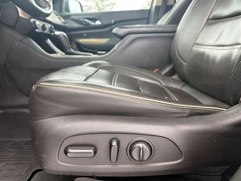 Used 2018 GMC Acadia Denali w/ Technology Package image 37