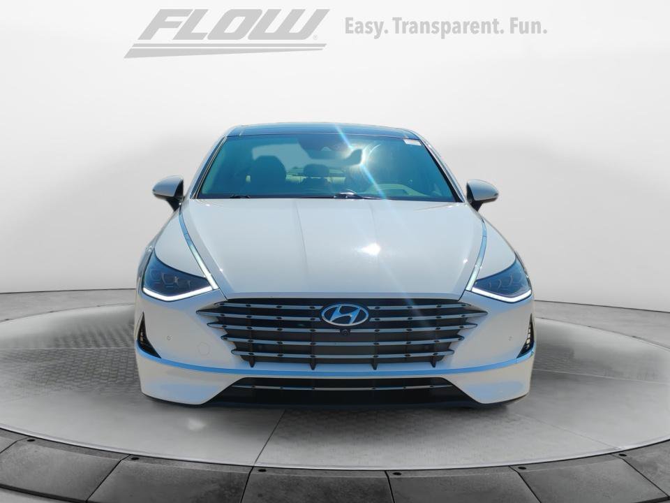 Used 2023 Hyundai Sonata Limited w/ Cargo Package FWD image 3