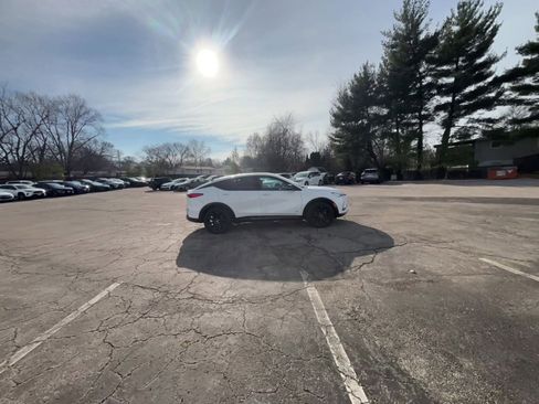 Used 2025 Buick Envista Sport Touring image 8