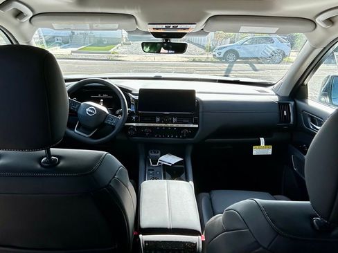 New 2026 Nissan Pathfinder SL AWD/4WD image 6