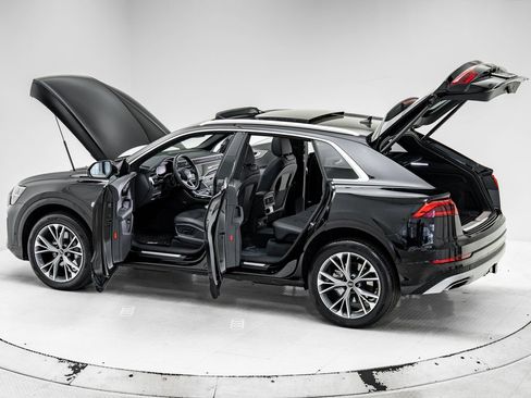 Certified 2024 Audi Q8 Premium Plus w/ Premium Plus Package AWD/4WD image 36