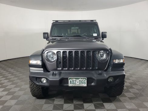Used 2020 Jeep Gladiator Sport w/ Quick Order Package 24S image 9