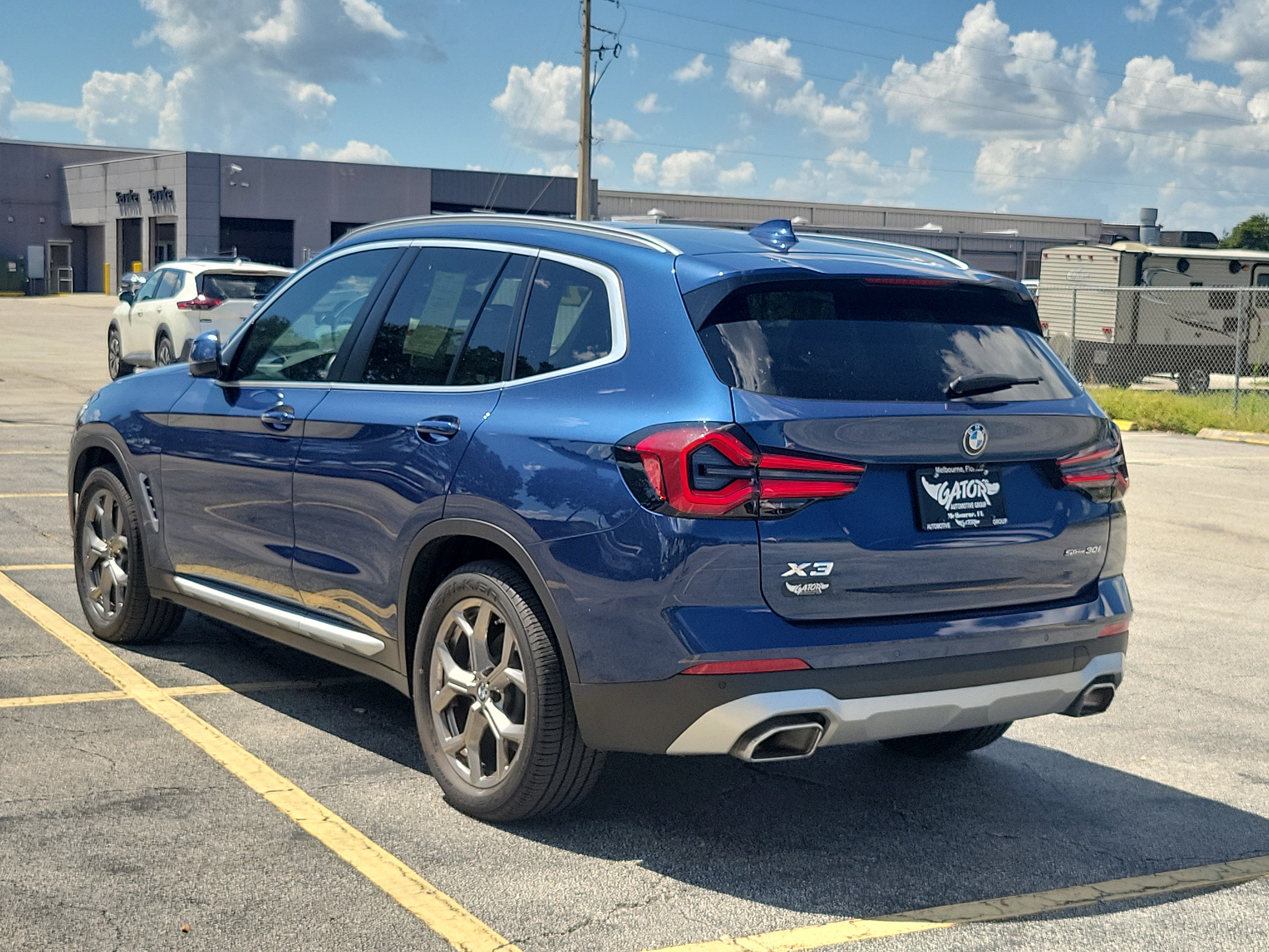 Used 2022 BMW X3 sDrive30i w/ Premium Package 2 (ZPA) RWD image 3