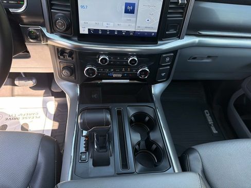 Used 2021 Ford F150 Lariat w/ Equipment Group 502A High AWD/4WD image 27
