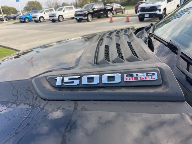 Used 2022 RAM 1500 Laramie RWD image 3