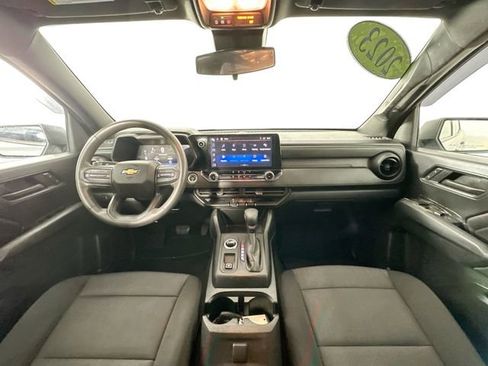 Used 2023 Chevrolet Colorado W/T w/ WT Convenience Package II AWD/4WD image 3
